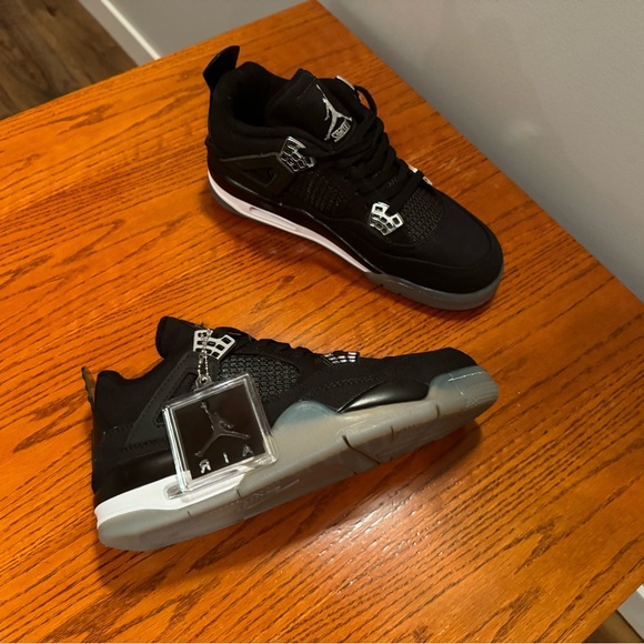 Eminem Carhartt Customs - Picture 2 of 5